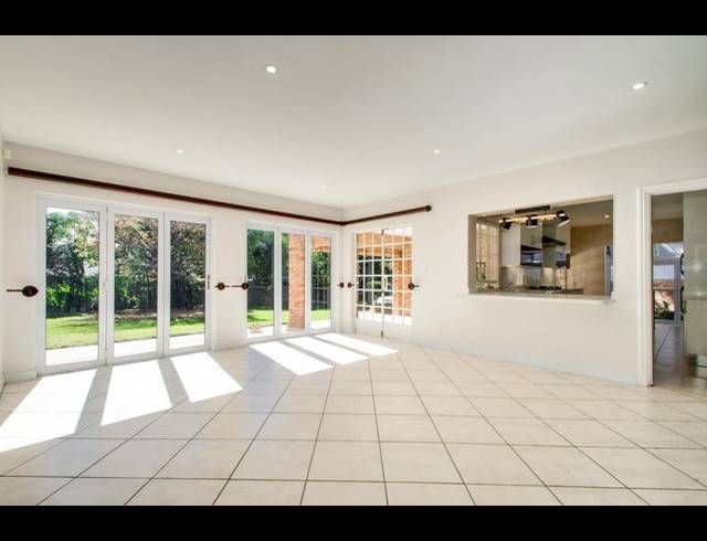 5 BEDROOM PROPERTY TO RENT IN FOURWAYS GARDENS